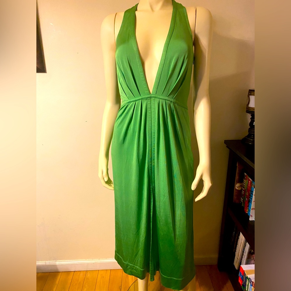Cynthia  Steffe  brand,Beautiful Green Dress. Size Small.